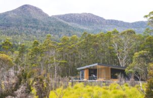 Kia Ora Overland Track Hut
