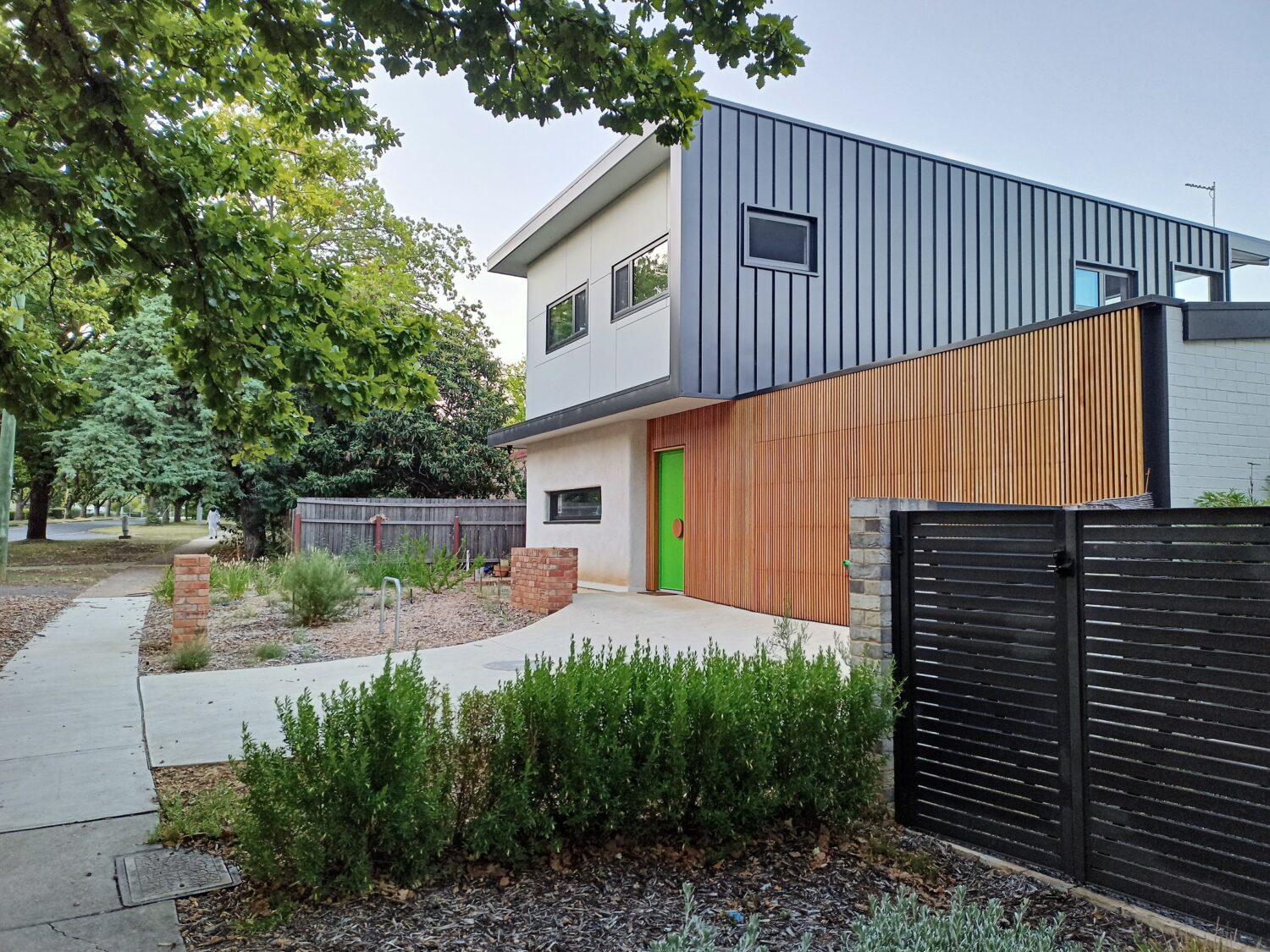 O'Connor Low-Energy Straw bale house